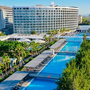 Üdülőközpont Crystal Centro - Ultimate